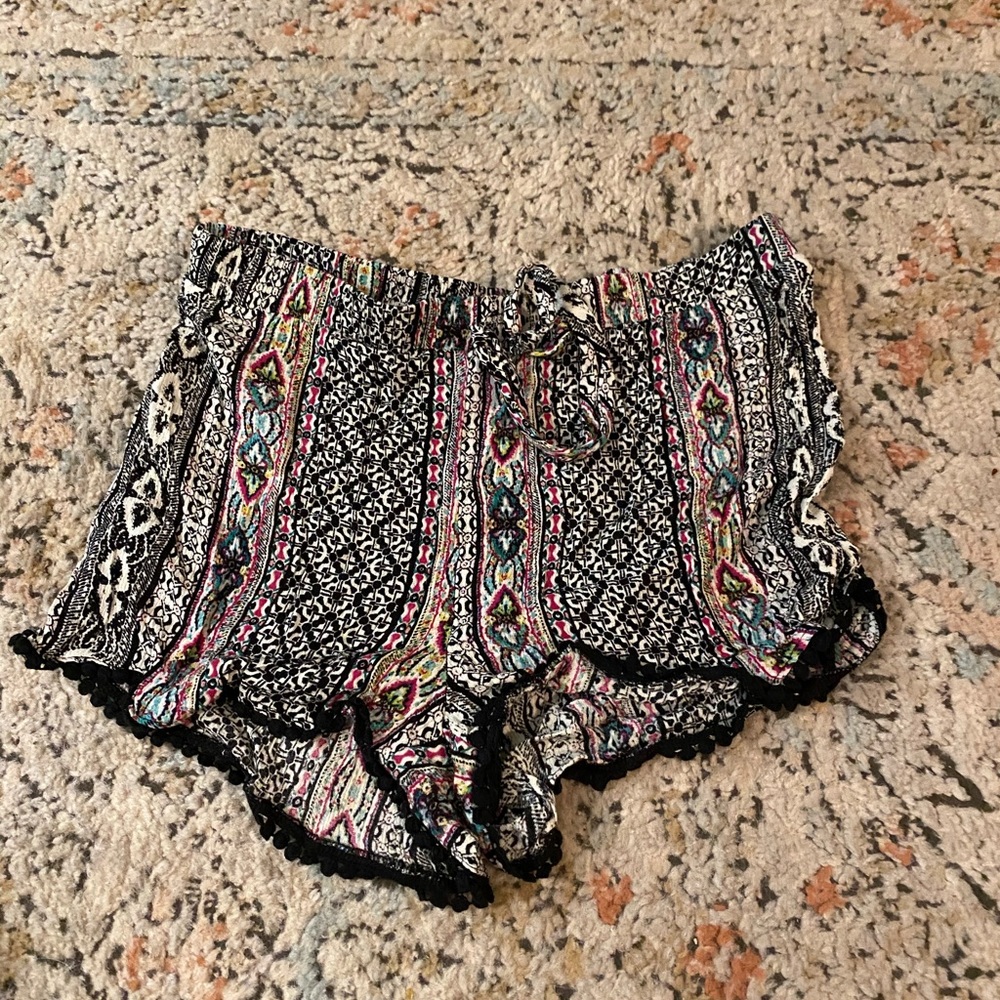 flowy shorts never worn